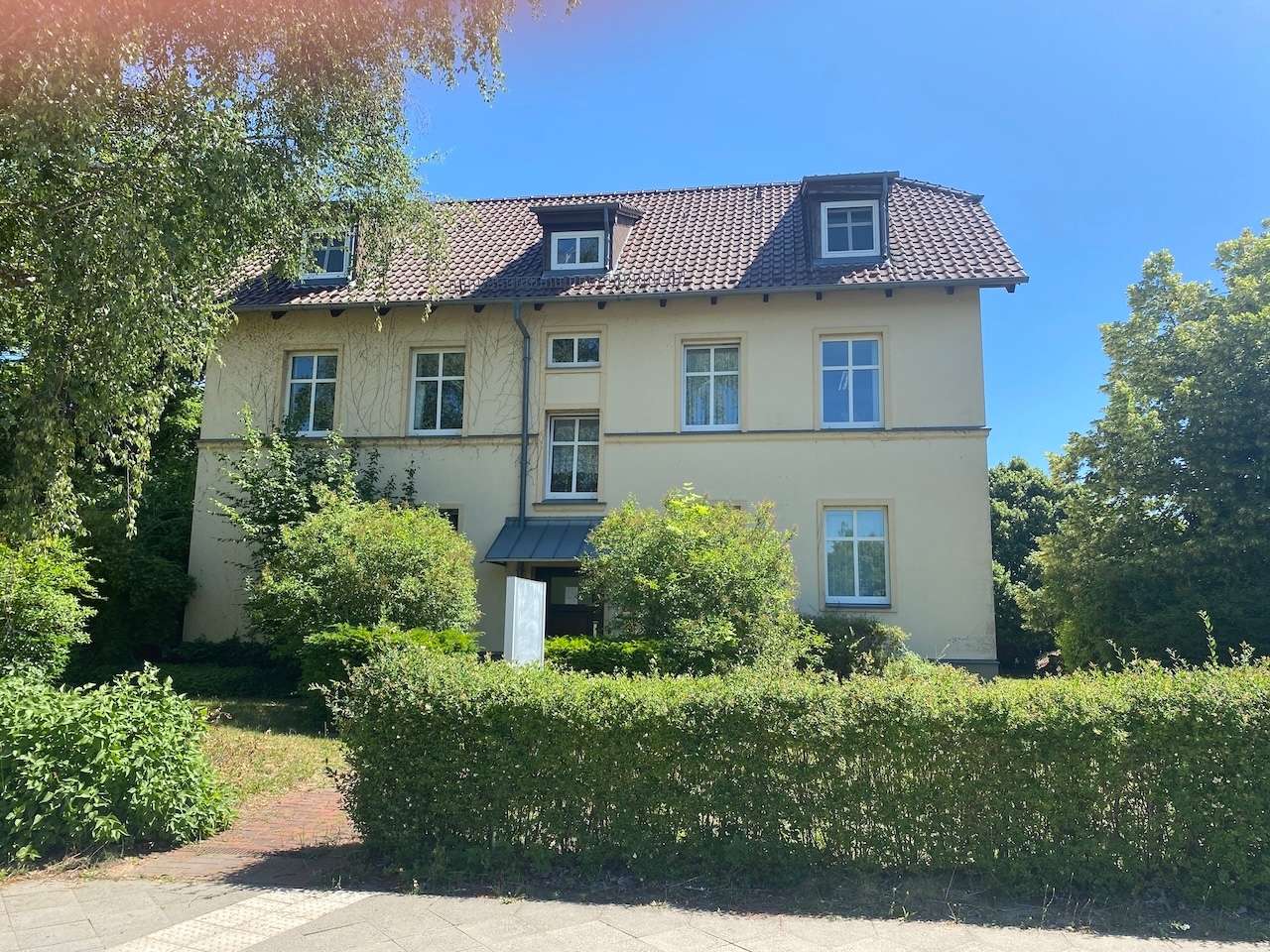 Hausansicht Straße