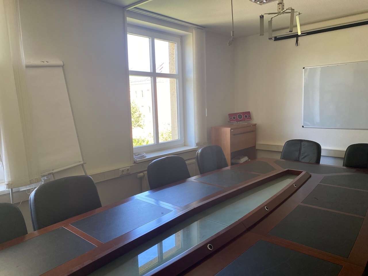 Besprechungszimmer 1. OG