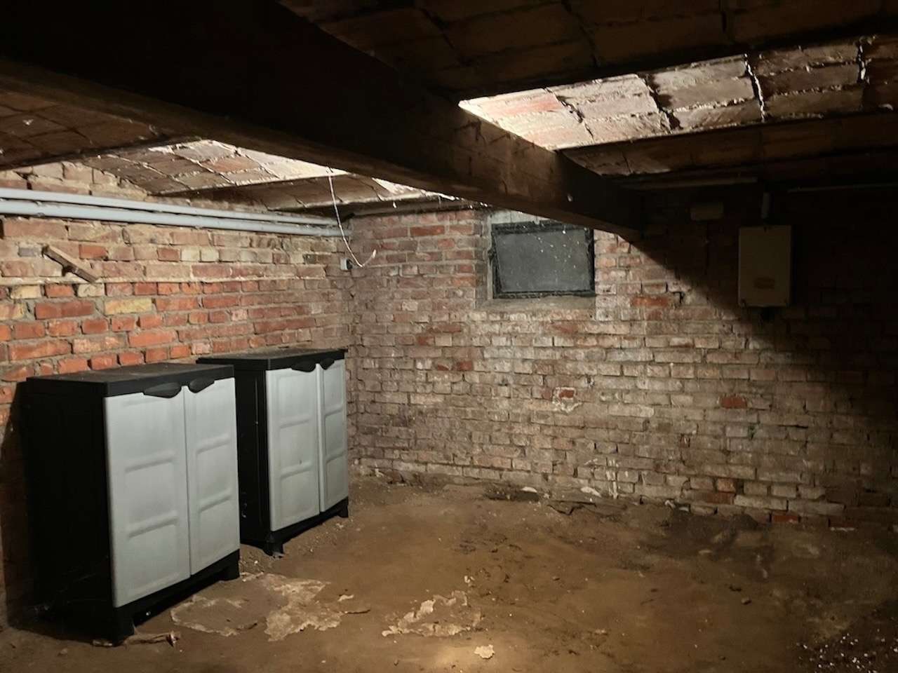 Keller